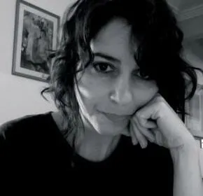 Foto da Prof. Dr. Karla Adriana Martins Bessa