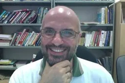 Foto do Prof. Dr. Ricardo Dahab