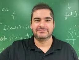Foto do Prof. Dr. Ricardo Miranda Martins